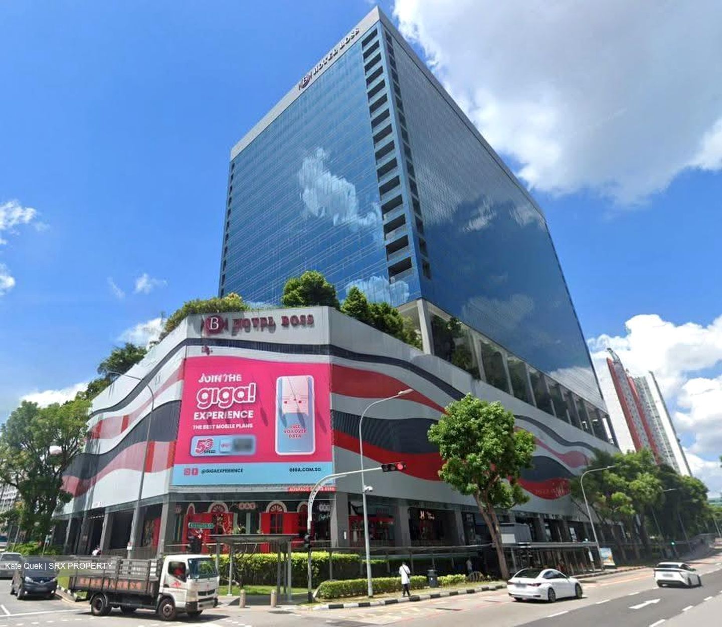 Jalan Sultan (D7), Retail #623031041